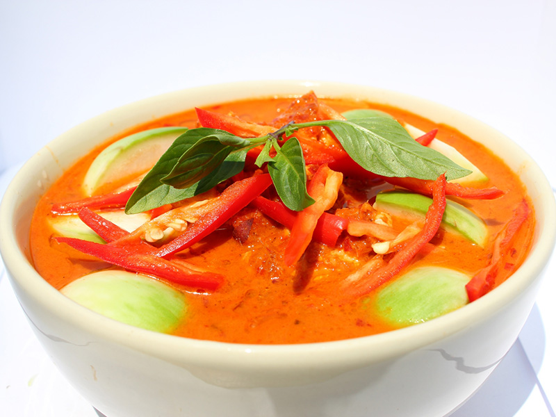 Red curry with chicken